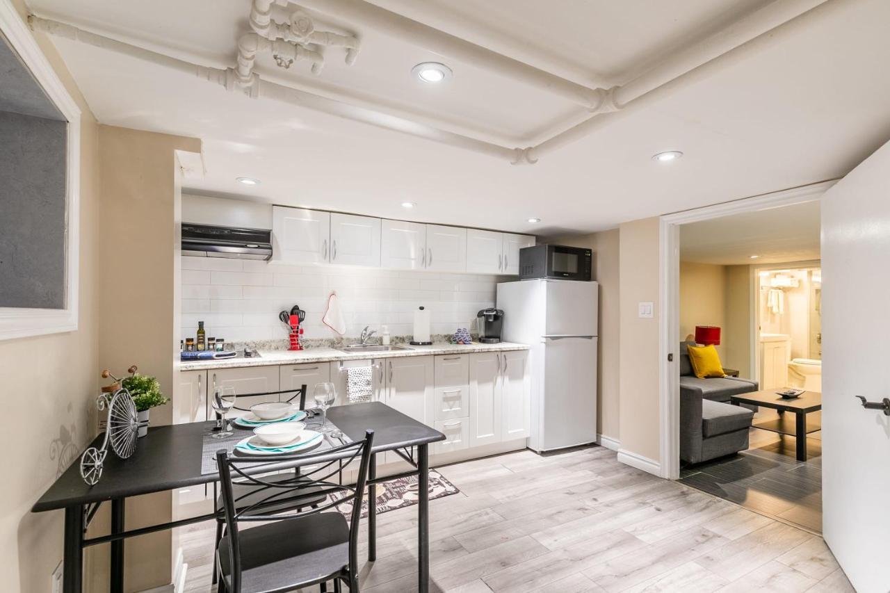 Newly Renovated - Cozy 1Br Apt With Netflix - Prime Location Торонто Екстериор снимка